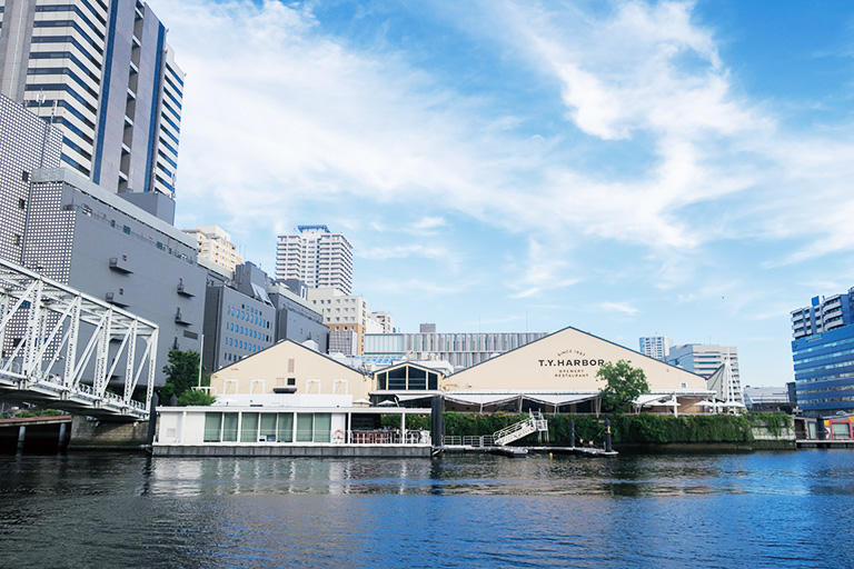 陸上建築のみならず海に浮かぶ建物についても学ぶ