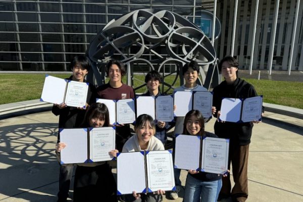 韓国短期留学プログラム 参加学生への修了証授与