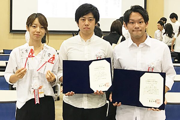 2017年度支部共通事業 日本建築学会設計競技「地域の素材から立ち現れる建築」 佳作・タジマ奨励賞